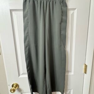H&M Grayish Green Dress Pants with Elastic Waistband Size 2
